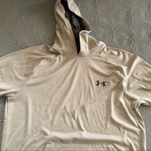 Under Armour Cold Gear Work Out Tops